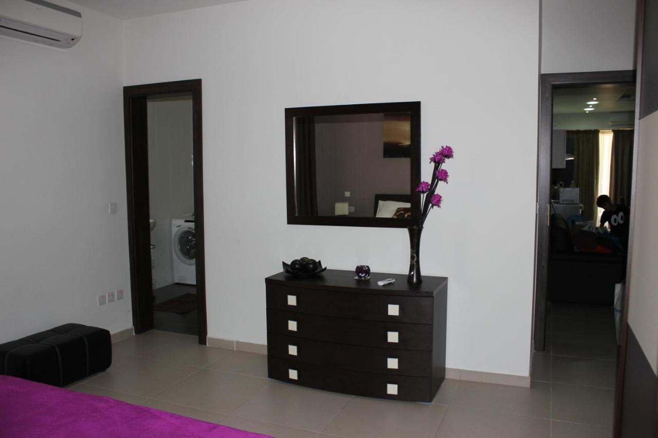 Sunny 2 Bedroom, 2 Bathrooms, Seaside Apt. Слима Экстерьер фото