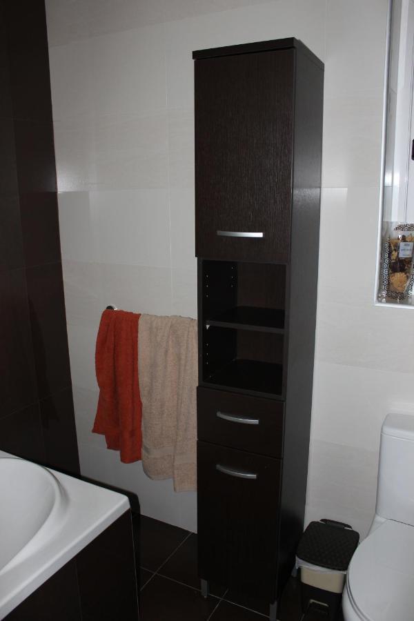 Sunny 2 Bedroom, 2 Bathrooms, Seaside Apt. Слима Экстерьер фото